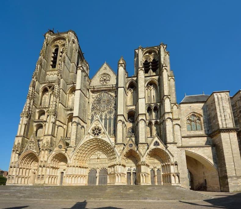 Logement Cosy - Proche Du Prado Bourges Eksteriør bilde