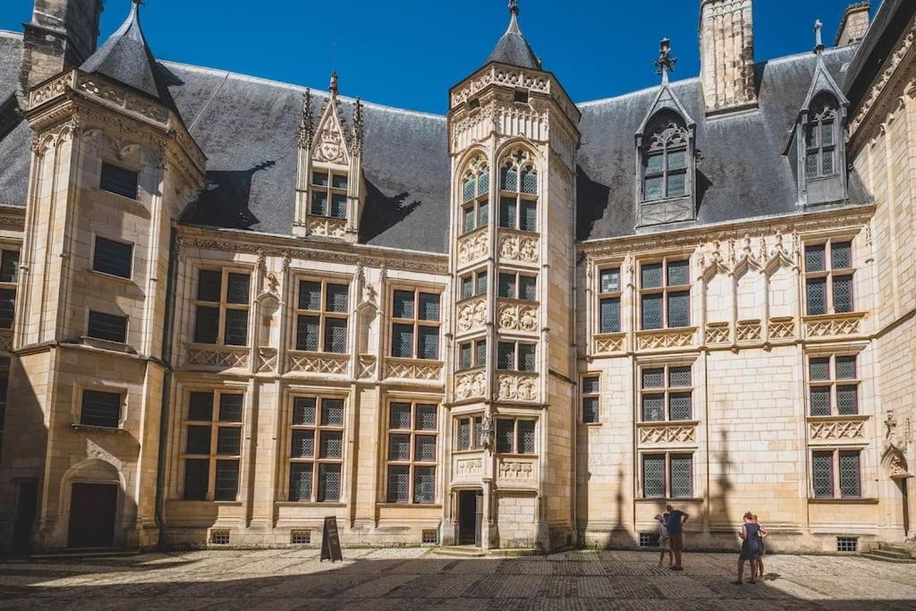 Logement Cosy - Proche Du Prado Bourges Eksteriør bilde